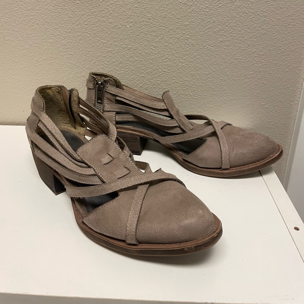 Coconuts by Matisse Strappy Shoes Women’s 8.5